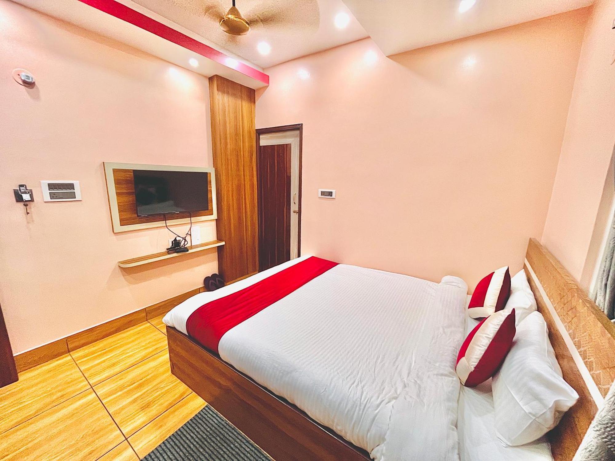 Hotel Kanan Inn Calcutta Buitenkant foto