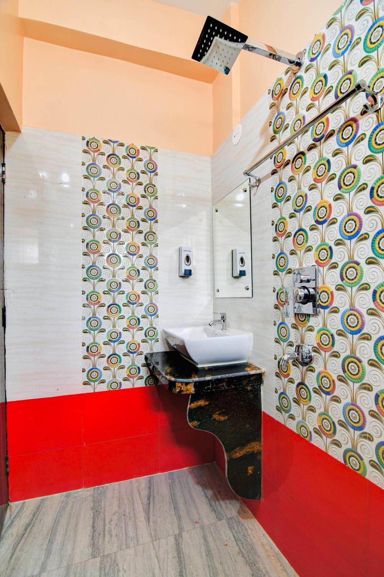 Hotel Kanan Inn Calcutta Buitenkant foto