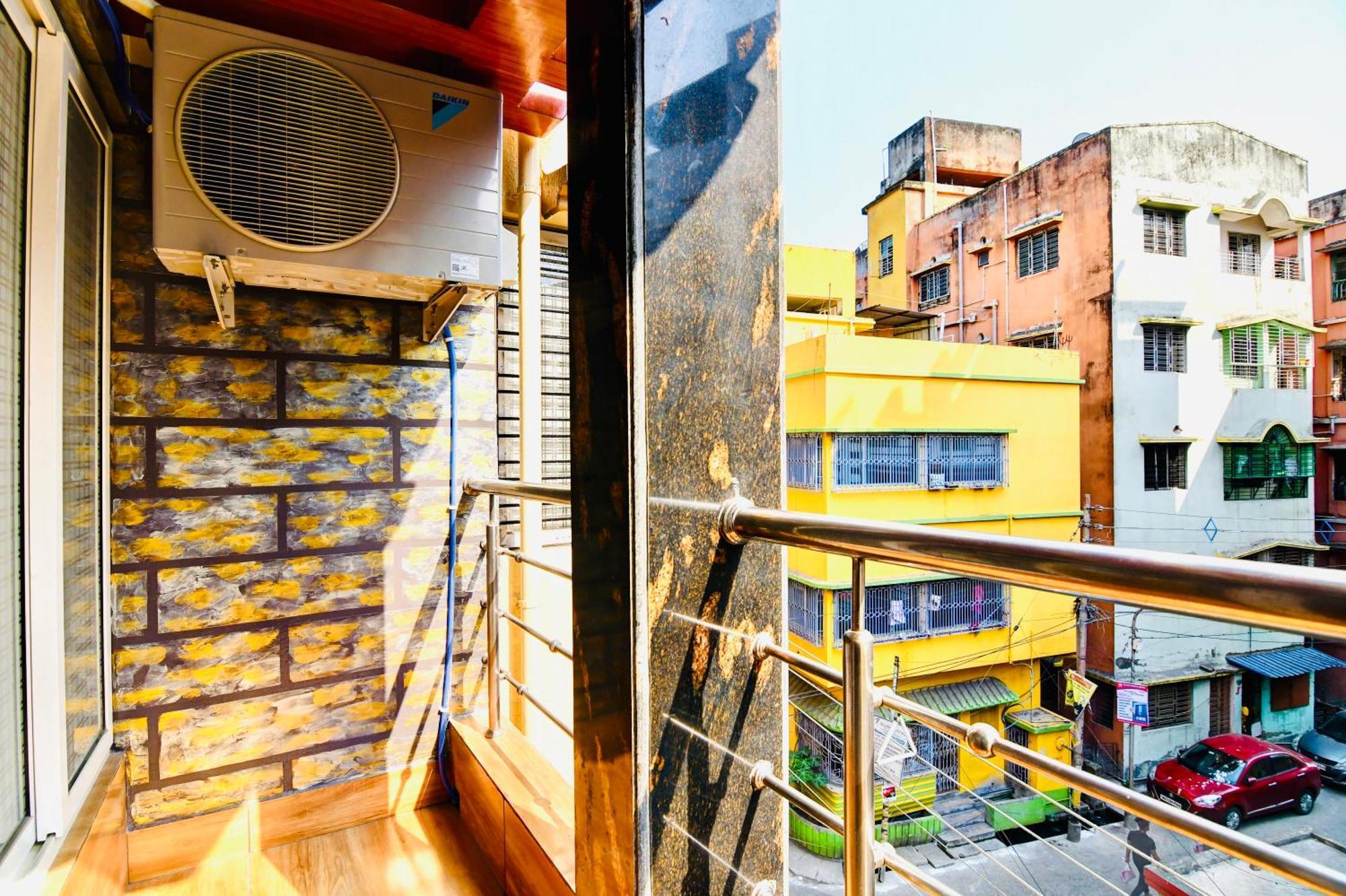 Hotel Kanan Inn Calcutta Buitenkant foto