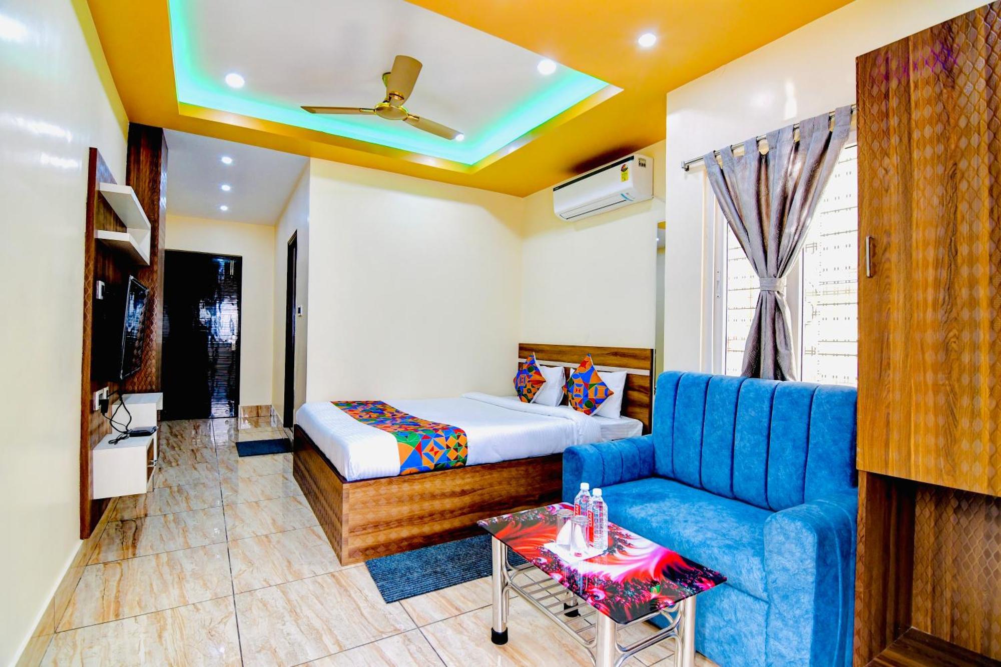 Hotel Kanan Inn Calcutta Buitenkant foto