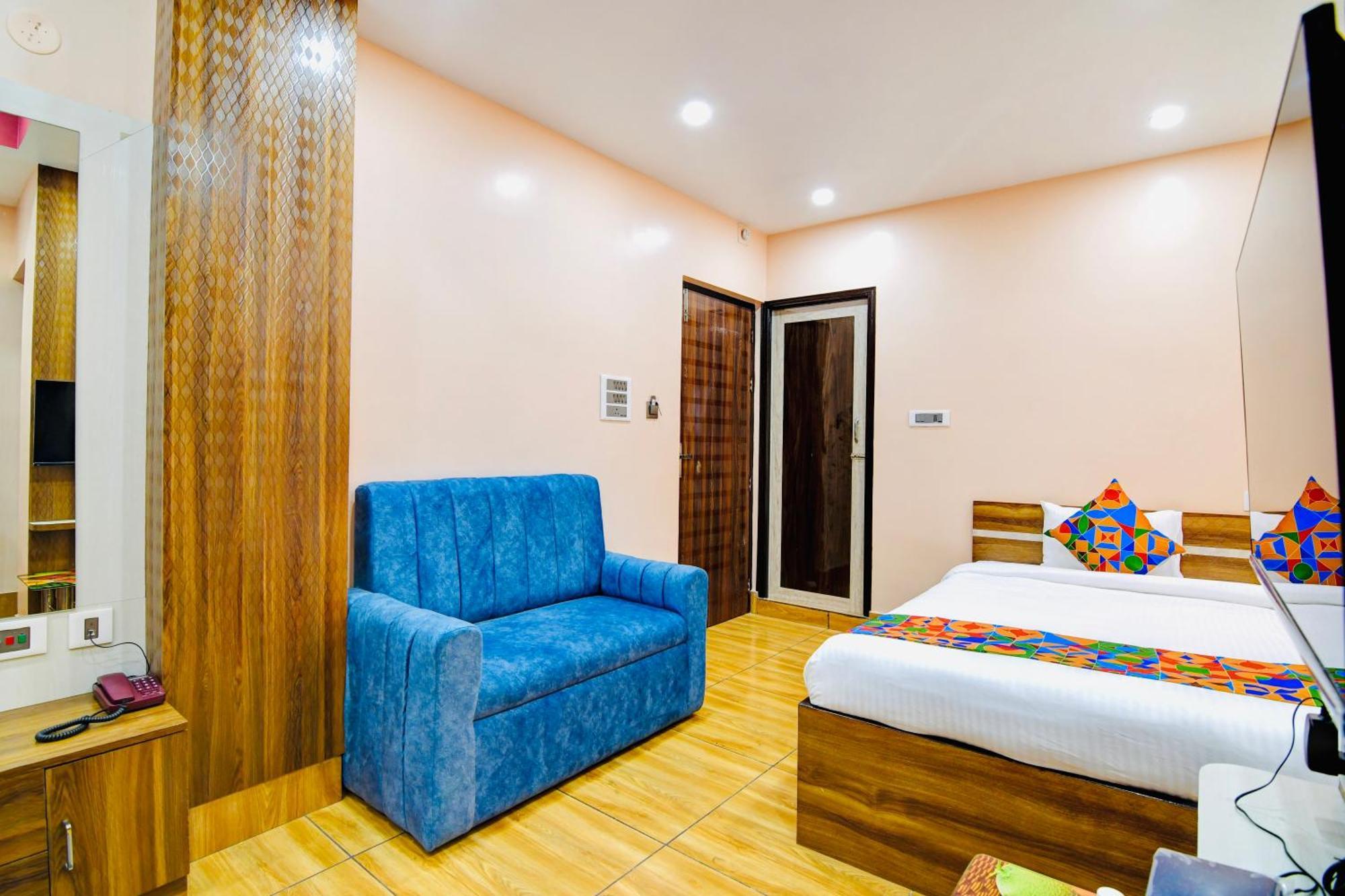 Hotel Kanan Inn Calcutta Buitenkant foto