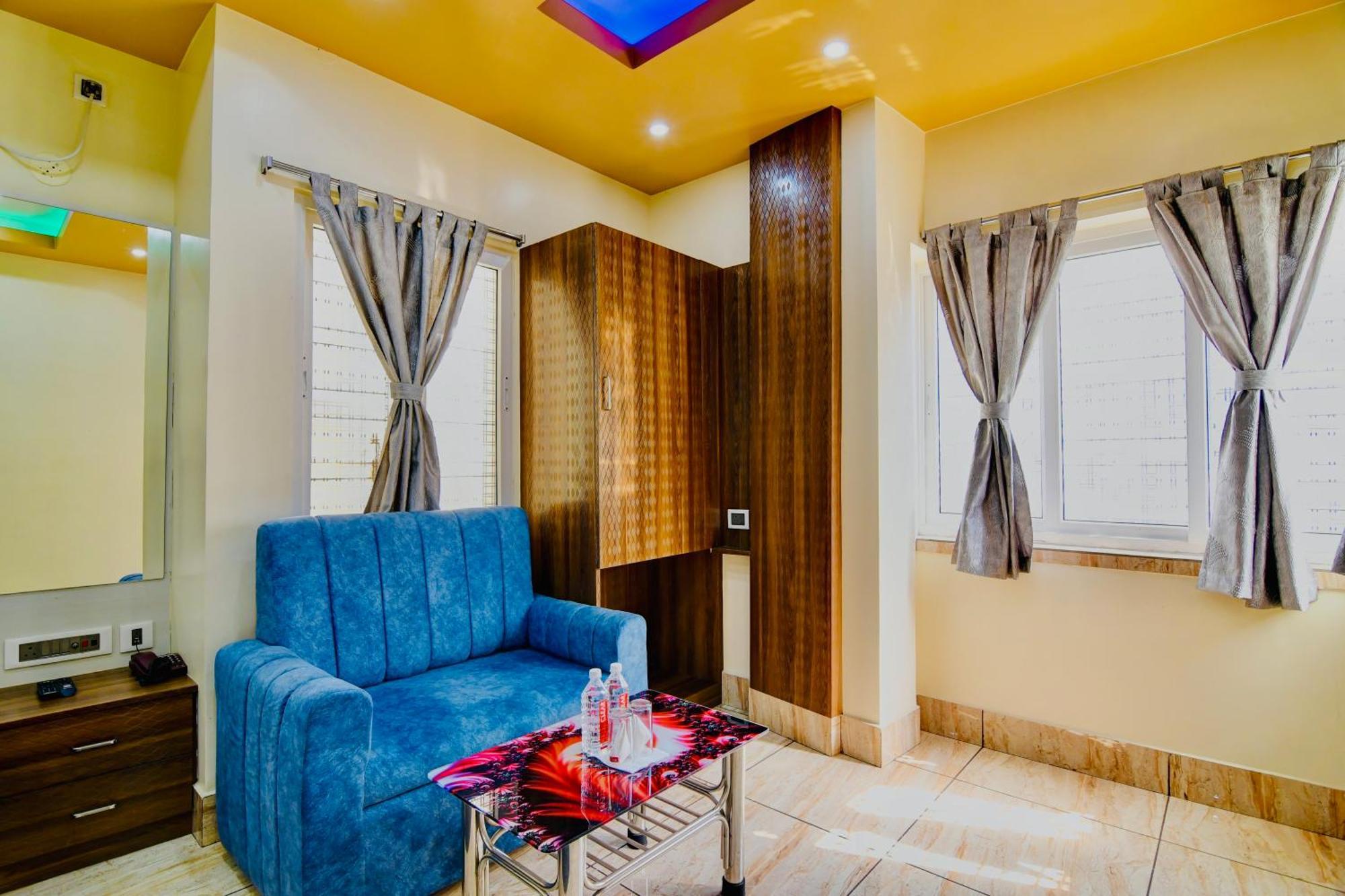 Hotel Kanan Inn Calcutta Buitenkant foto
