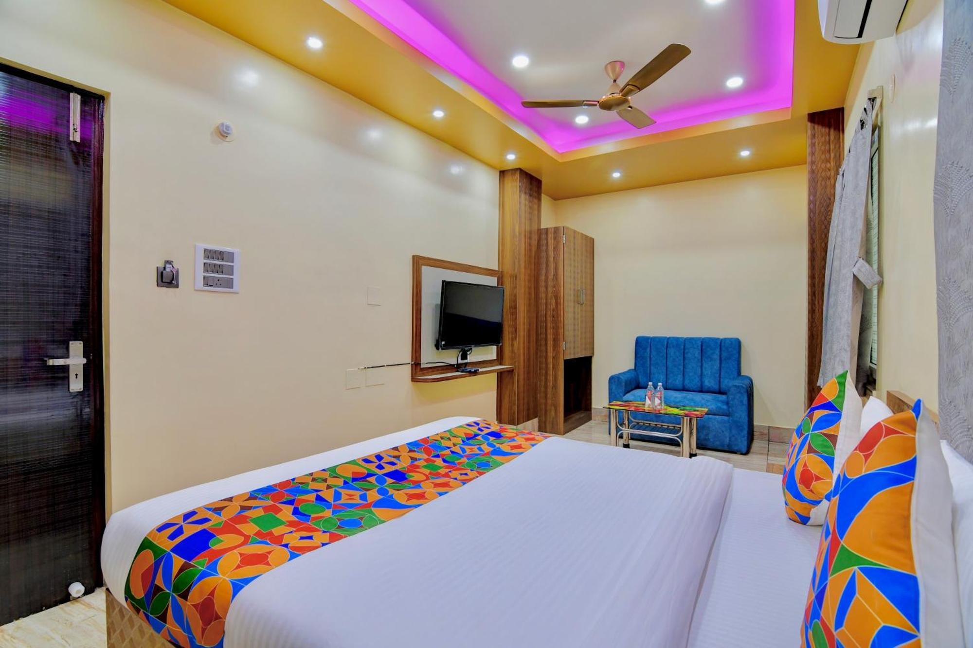 Hotel Kanan Inn Calcutta Buitenkant foto