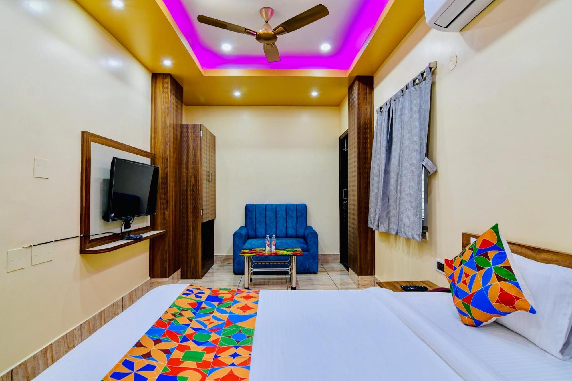 Hotel Kanan Inn Calcutta Buitenkant foto