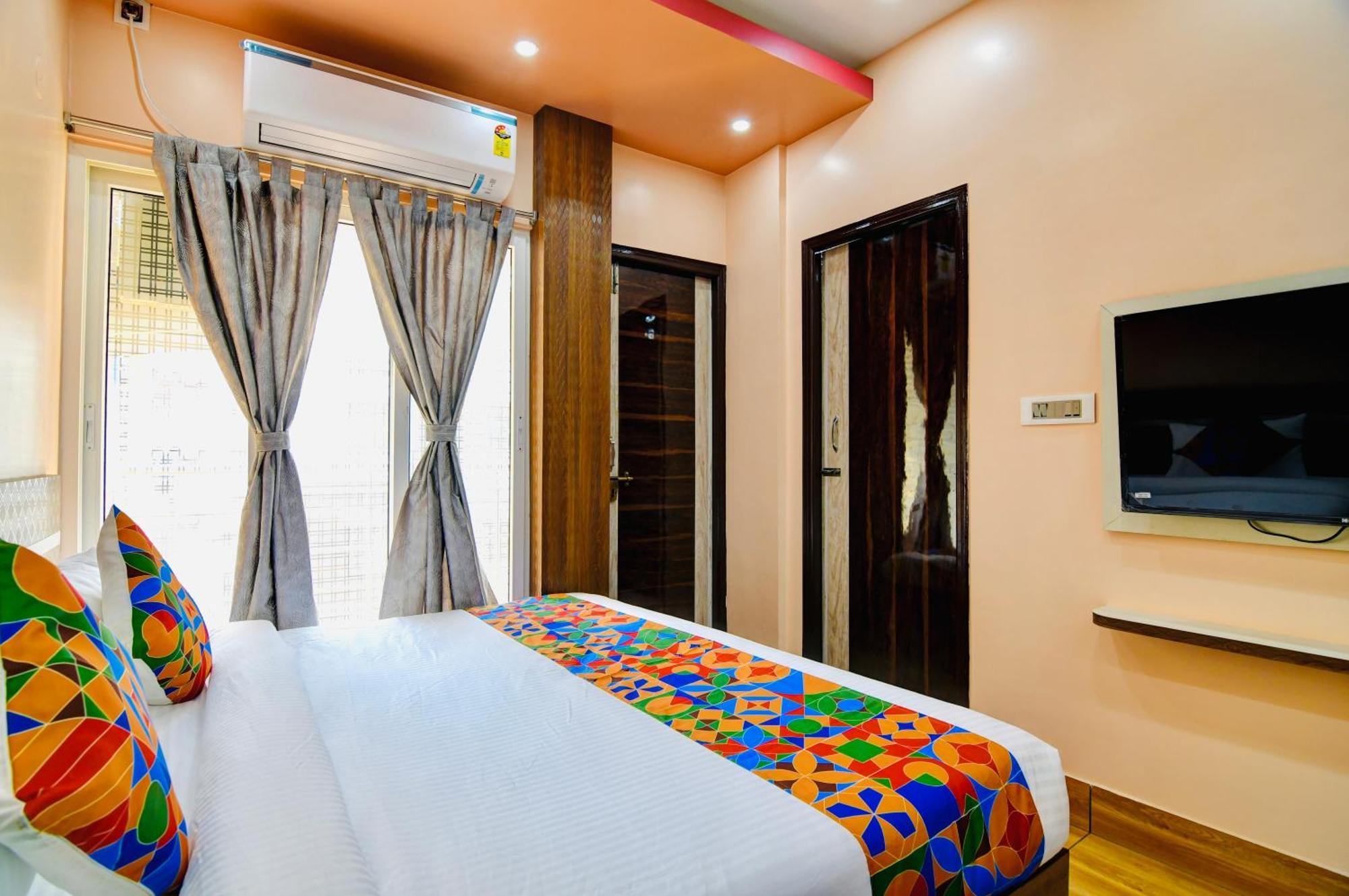 Hotel Kanan Inn Calcutta Buitenkant foto